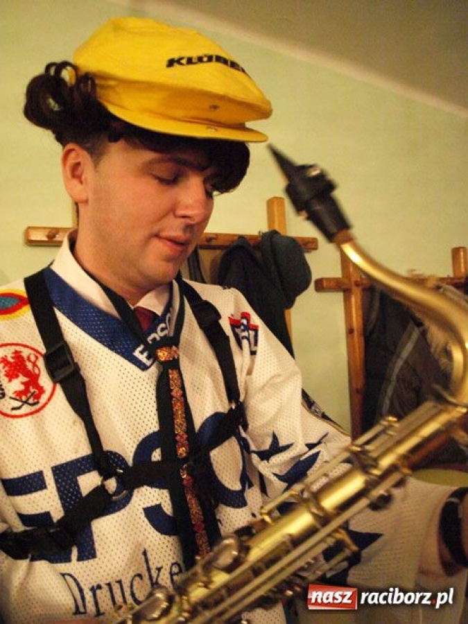 Zdjęcie w galerii na portalu naszraciborz.pl: Bas pogrzebany, ale zmartwychwstanie wiadomości z regionu