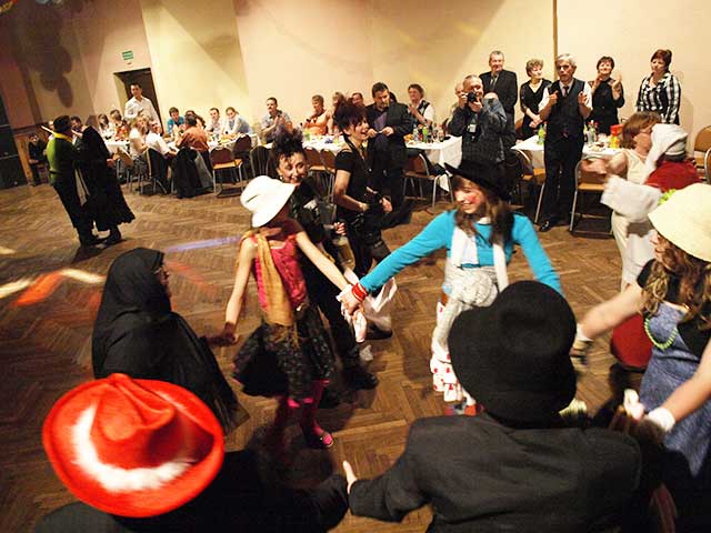 Zdjęcie w galerii na portalu naszraciborz.pl: Bas pogrzebany, ale zmartwychwstanie wiadomości z regionu