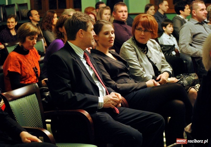 Zdjęcie w galerii na portalu naszraciborz.pl: Kolędowo i świątecznie w pałacyku wiadomości z regionu