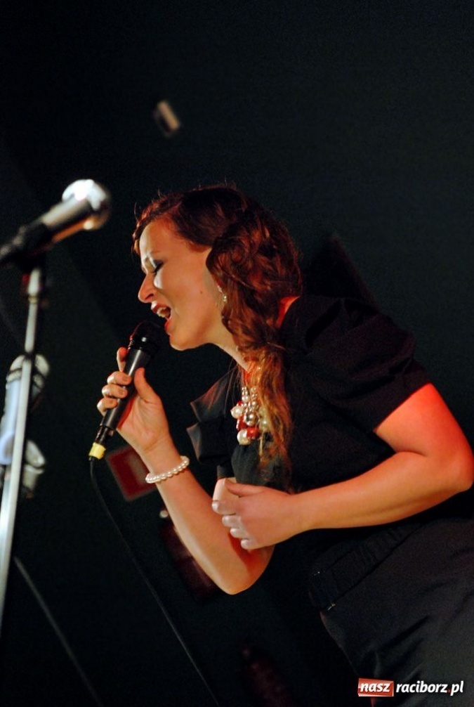 Zdjęcie w galerii na portalu naszraciborz.pl: Kolędowo i świątecznie w pałacyku wiadomości z regionu