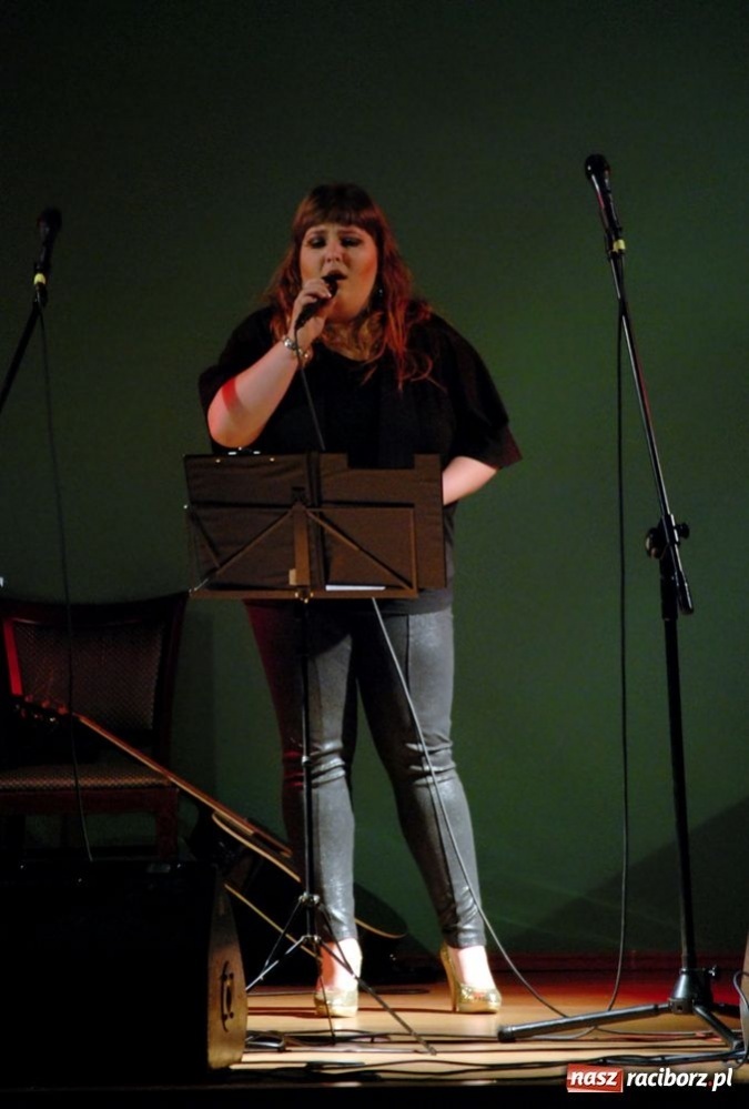 Zdjęcie w galerii na portalu naszraciborz.pl: Kolędowo i świątecznie w pałacyku wiadomości z regionu