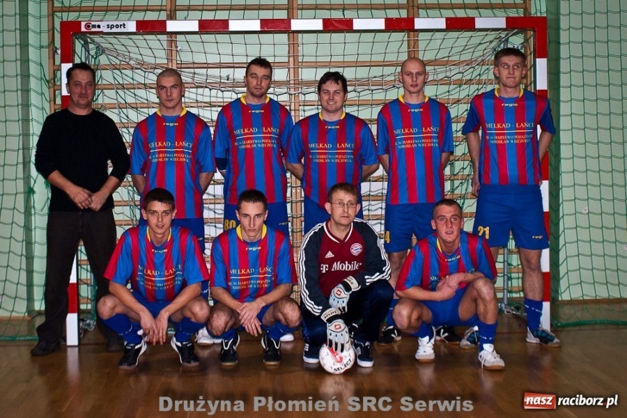 Zdjęcie w galerii na portalu naszraciborz.pl: Rozgrywki halówki na koniec 2011 wiadomości z regionu