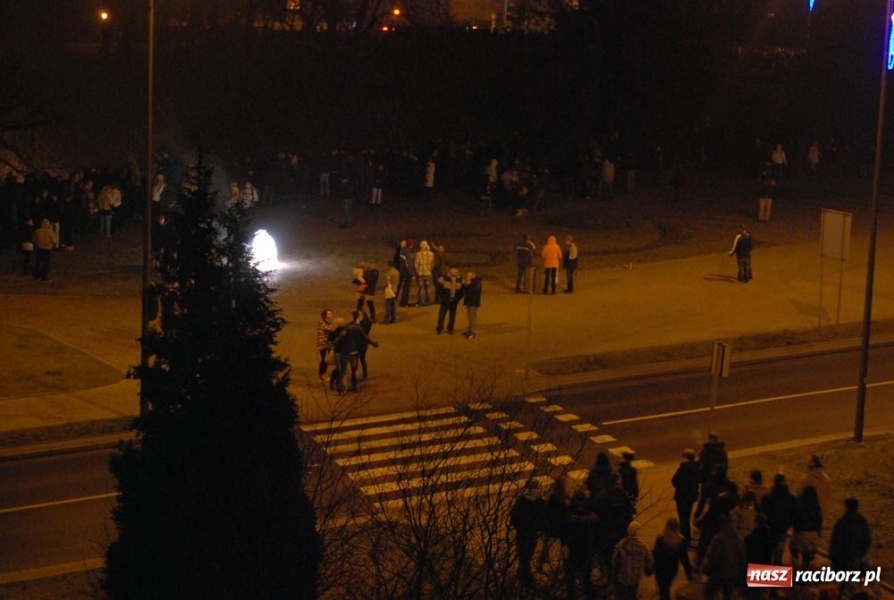 Zdjęcie w galerii na portalu naszraciborz.pl: Nowy Rok na raciborskich bulwarach wiadomości z regionu