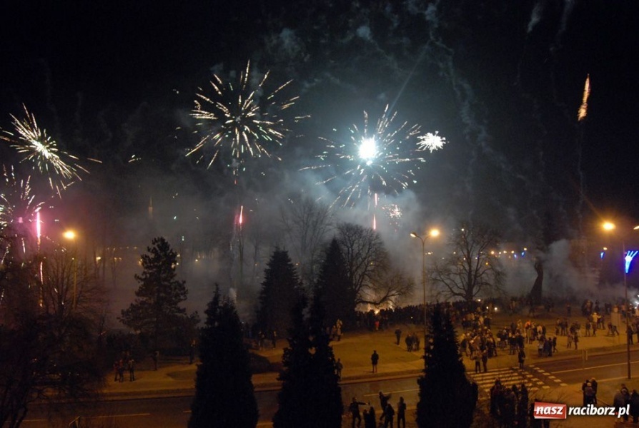 Zdjęcie w galerii na portalu naszraciborz.pl: Nowy Rok na raciborskich bulwarach wiadomości z regionu