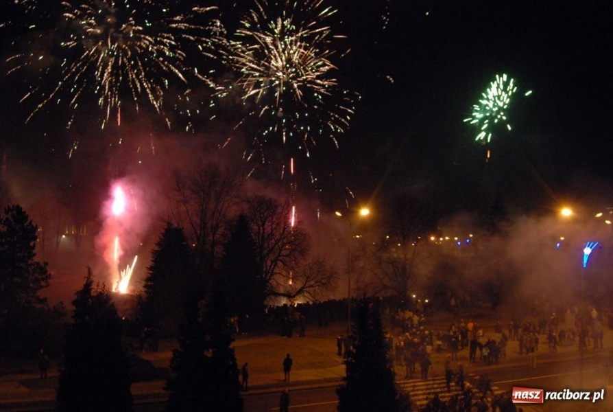 Zdjęcie w galerii na portalu naszraciborz.pl: Nowy Rok na raciborskich bulwarach wiadomości z regionu