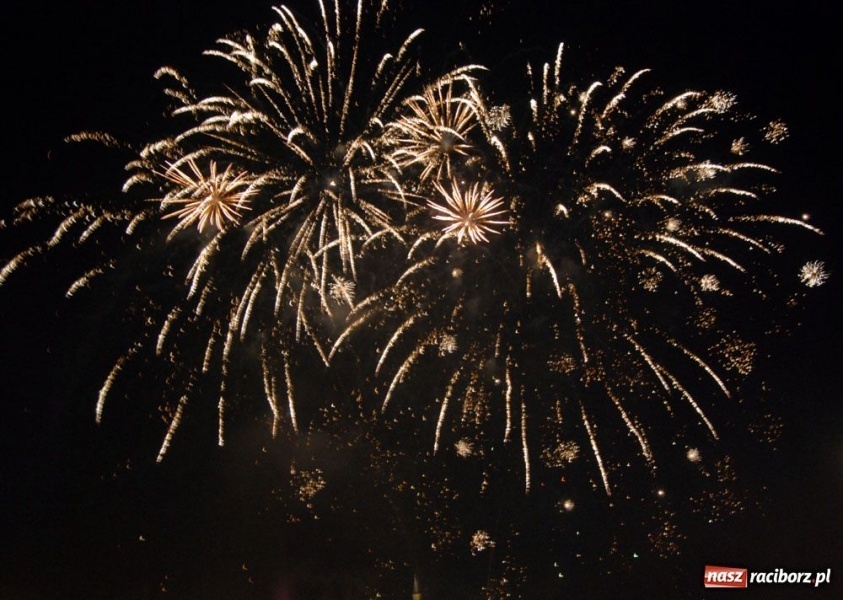 Zdjęcie w galerii na portalu naszraciborz.pl: Nowy Rok na raciborskich bulwarach wiadomości z regionu