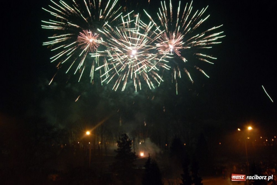 Zdjęcie w galerii na portalu naszraciborz.pl: Nowy Rok na raciborskich bulwarach wiadomości z regionu