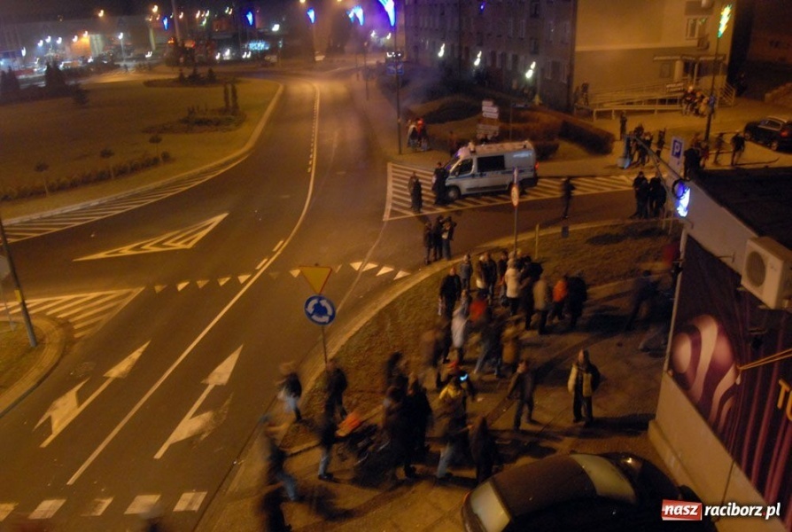 Zdjęcie w galerii na portalu naszraciborz.pl: Nowy Rok na raciborskich bulwarach wiadomości z regionu