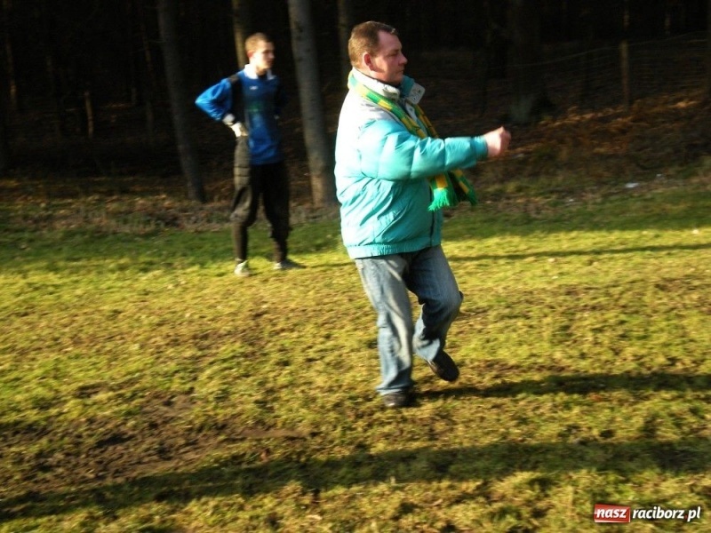 Zdjęcie w galerii na portalu naszraciborz.pl: Pierwsza bramka 2012 padła w Rudzie? wiadomości z regionu