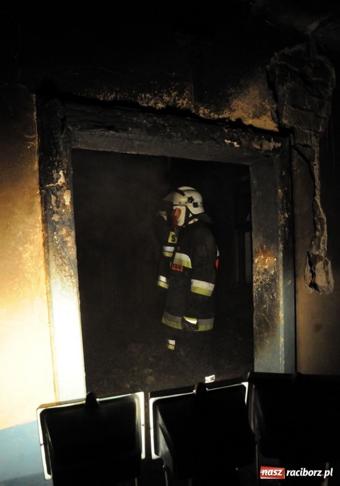 Zdjęcie w galerii na portalu naszraciborz.pl: Pożar domu w Pietrowicach Wielkich wiadomości z regionu