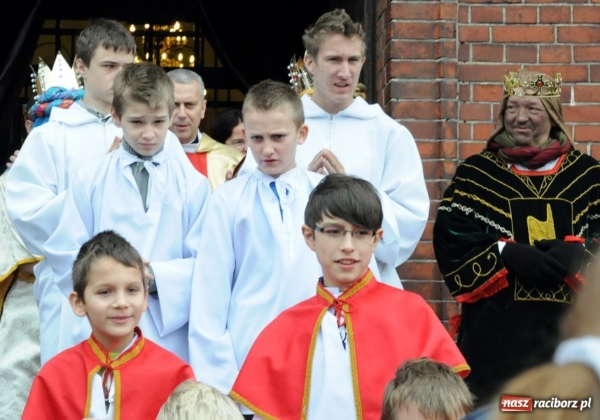 Zdjęcie w galerii na portalu naszraciborz.pl: Trzej Królowie zawitali dziś do Brzezia wiadomości z regionu