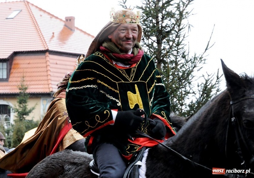 Zdjęcie w galerii na portalu naszraciborz.pl: Trzej Królowie zawitali dziś do Brzezia wiadomości z regionu