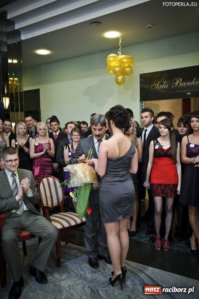 Zdjęcie w galerii na portalu naszraciborz.pl: Studniówka raciborskiego Ekonomika wiadomości z regionu