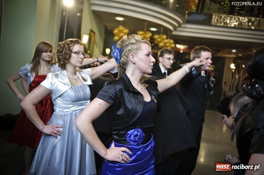 Zdjęcie w galerii na portalu naszraciborz.pl: Studniówka raciborskiego Ekonomika wiadomości z regionu