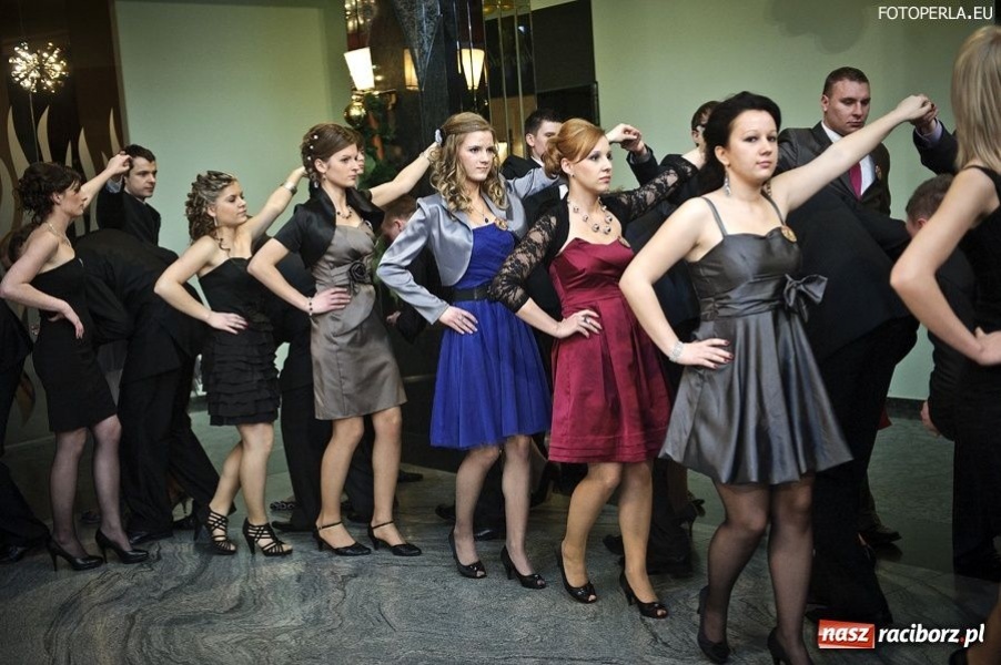 Zdjęcie w galerii na portalu naszraciborz.pl: Studniówka raciborskiego Ekonomika wiadomości z regionu