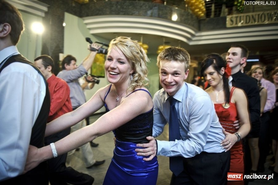 Zdjęcie w galerii na portalu naszraciborz.pl: Studniówka raciborskiego Ekonomika wiadomości z regionu