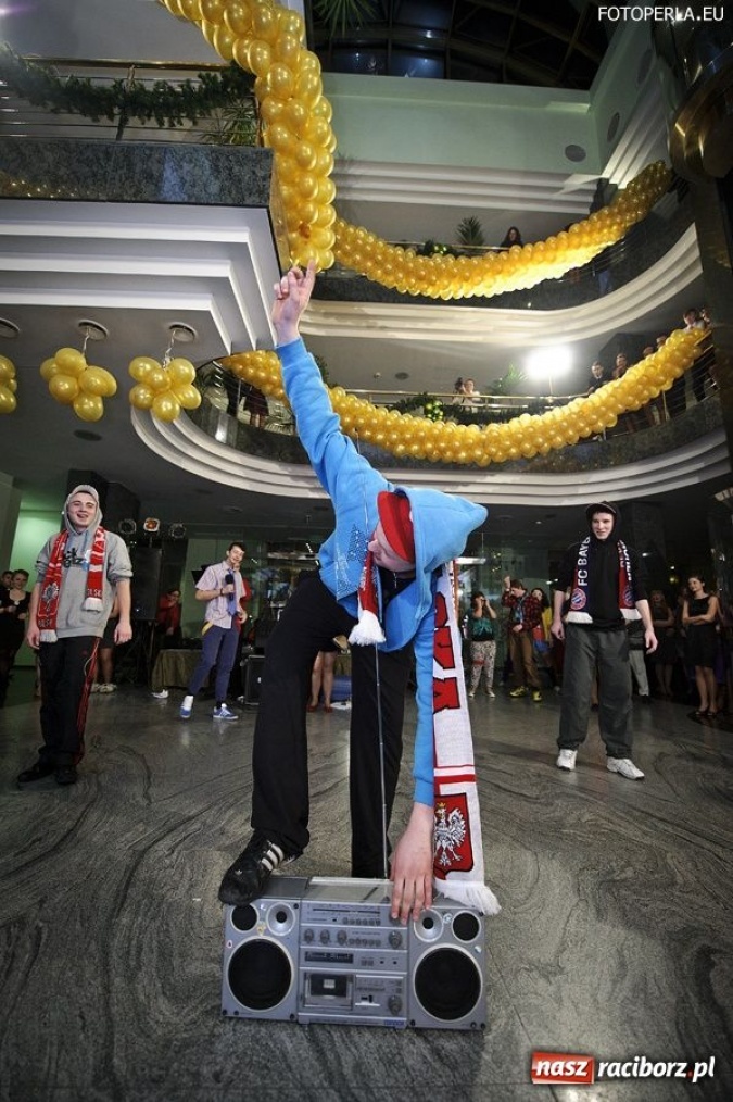 Zdjęcie w galerii na portalu naszraciborz.pl: Studniówka raciborskiego Ekonomika wiadomości z regionu