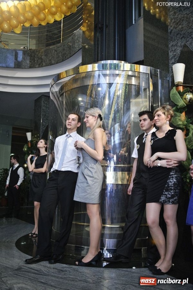 Zdjęcie w galerii na portalu naszraciborz.pl: Studniówka raciborskiego Ekonomika wiadomości z regionu