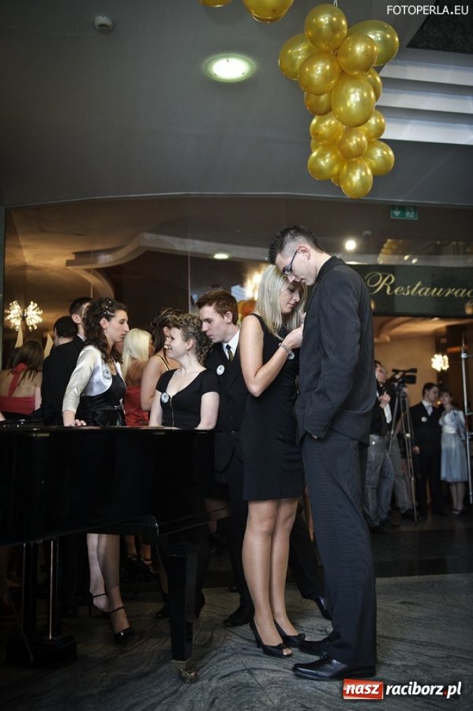 Zdjęcie w galerii na portalu naszraciborz.pl: Studniówka raciborskiego Ekonomika wiadomości z regionu