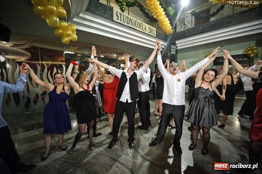 Zdjęcie w galerii na portalu naszraciborz.pl: Studniówka raciborskiego Ekonomika wiadomości z regionu