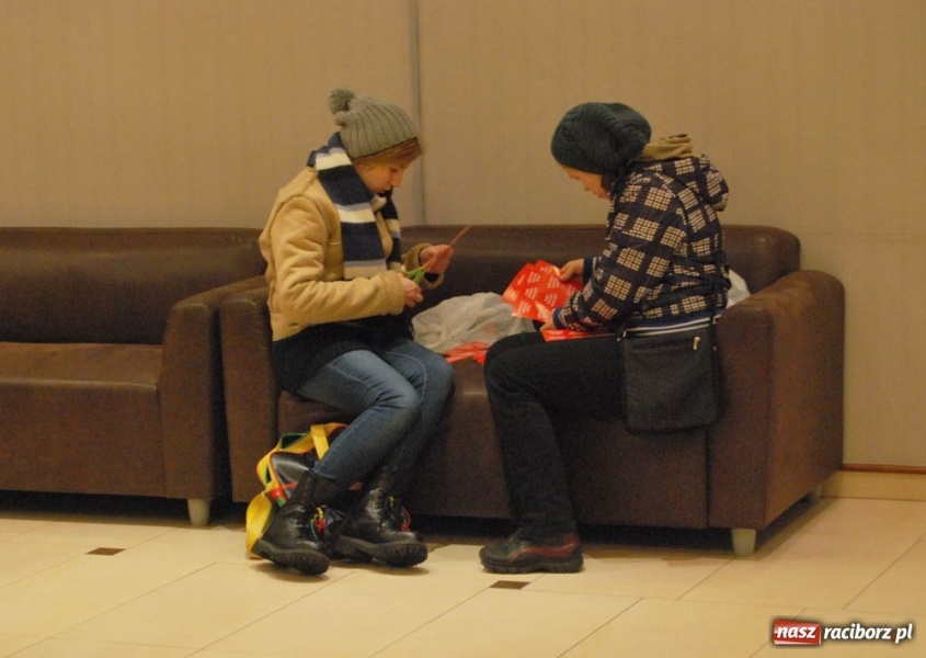 Zdjęcie w galerii na portalu naszraciborz.pl: Wielka Orkiestra gra także w Raciborzu wiadomości z regionu