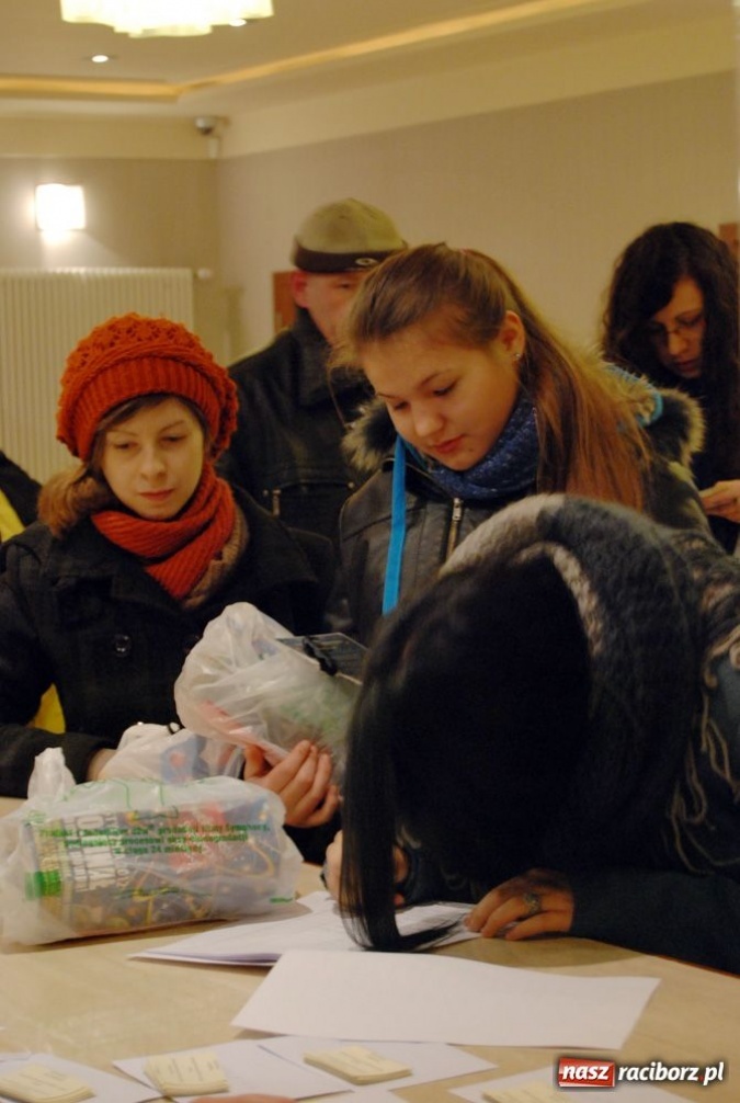 Zdjęcie w galerii na portalu naszraciborz.pl: Wielka Orkiestra gra także w Raciborzu wiadomości z regionu