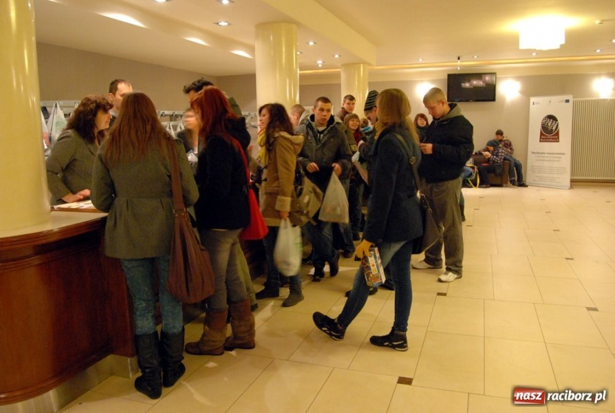 Zdjęcie w galerii na portalu naszraciborz.pl: Wielka Orkiestra gra także w Raciborzu wiadomości z regionu