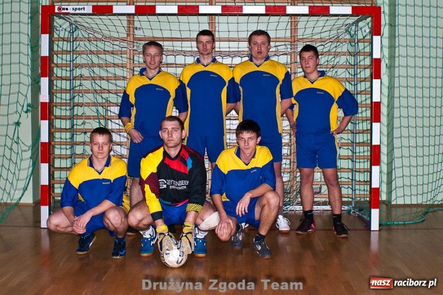 Zdjęcie w galerii na portalu naszraciborz.pl: Feniks i Drużyna X górą. Remis w I lidze wiadomości z regionu