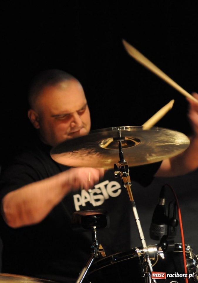 Zdjęcie w galerii na portalu naszraciborz.pl: Raciborzanie nie skąpią grosza wiadomości z regionu