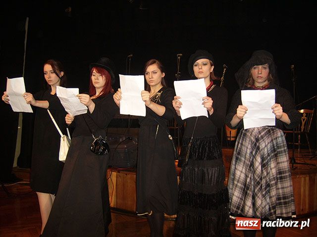 Zdjęcie w galerii na portalu naszraciborz.pl: Suplement do Walentynek wiadomości z regionu