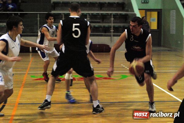 Zdjęcie w galerii na portalu naszraciborz.pl: Ciekawa runda rewanżowa w ALK-BBL wiadomości z regionu