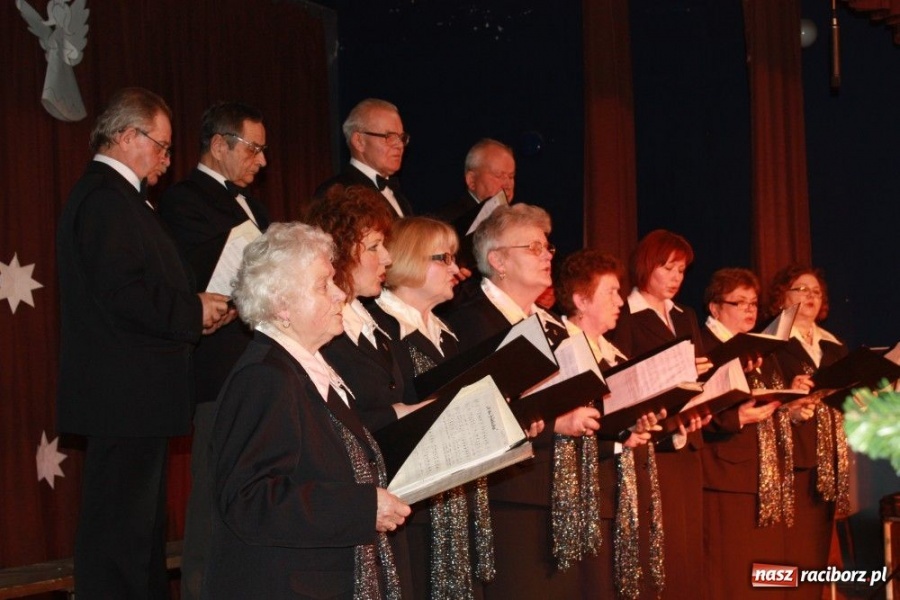 Zdjęcie w galerii na portalu naszraciborz.pl: Górale kolędowali w Krzanowicach wiadomości z regionu