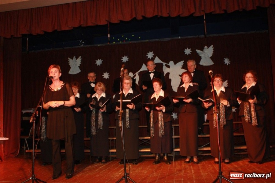 Zdjęcie w galerii na portalu naszraciborz.pl: Górale kolędowali w Krzanowicach wiadomości z regionu