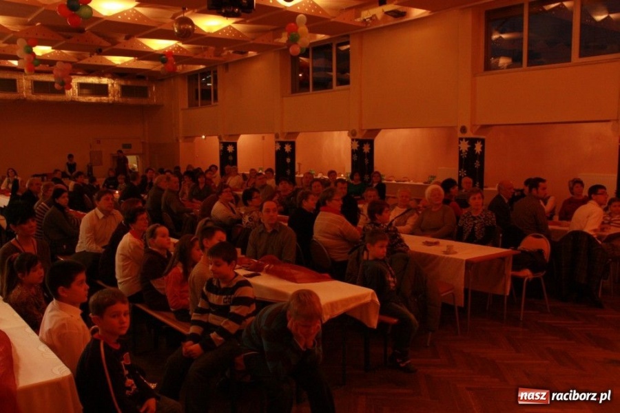 Zdjęcie w galerii na portalu naszraciborz.pl: Górale kolędowali w Krzanowicach wiadomości z regionu