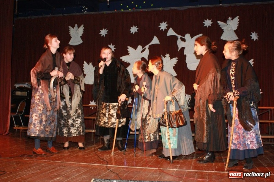 Zdjęcie w galerii na portalu naszraciborz.pl: Górale kolędowali w Krzanowicach wiadomości z regionu