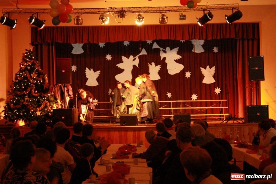 Zdjęcie w galerii na portalu naszraciborz.pl: Górale kolędowali w Krzanowicach wiadomości z regionu