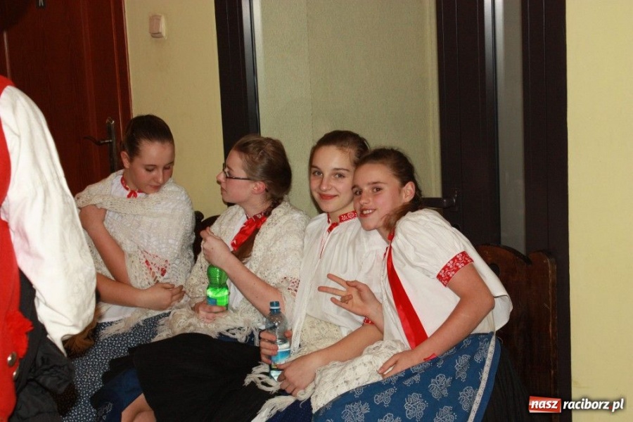 Zdjęcie w galerii na portalu naszraciborz.pl: Górale kolędowali w Krzanowicach wiadomości z regionu