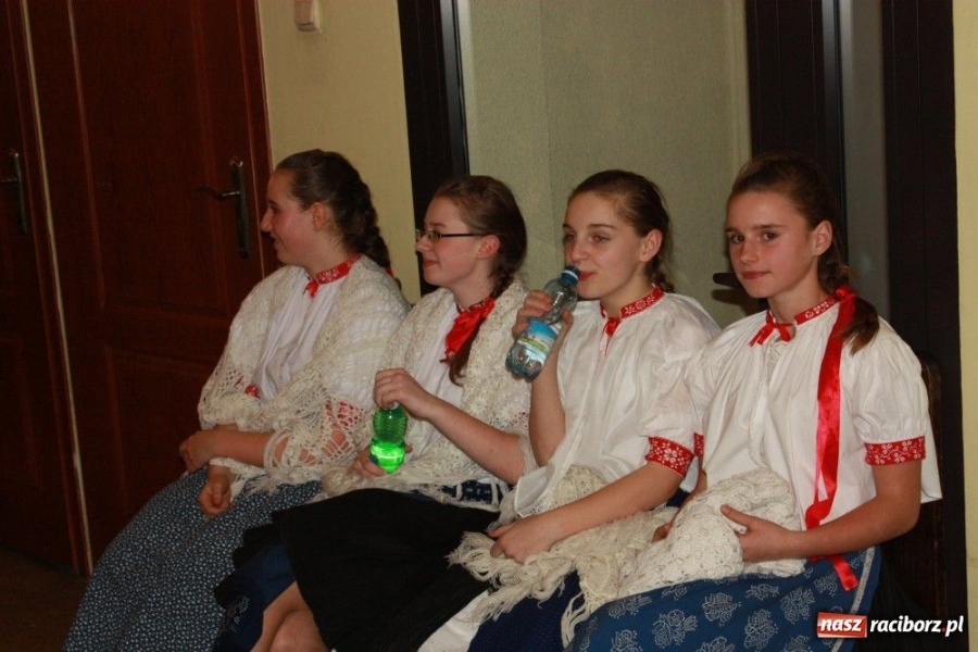 Zdjęcie w galerii na portalu naszraciborz.pl: Górale kolędowali w Krzanowicach wiadomości z regionu