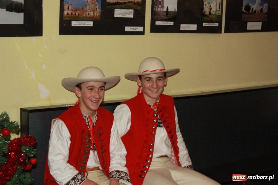 Zdjęcie w galerii na portalu naszraciborz.pl: Górale kolędowali w Krzanowicach wiadomości z regionu