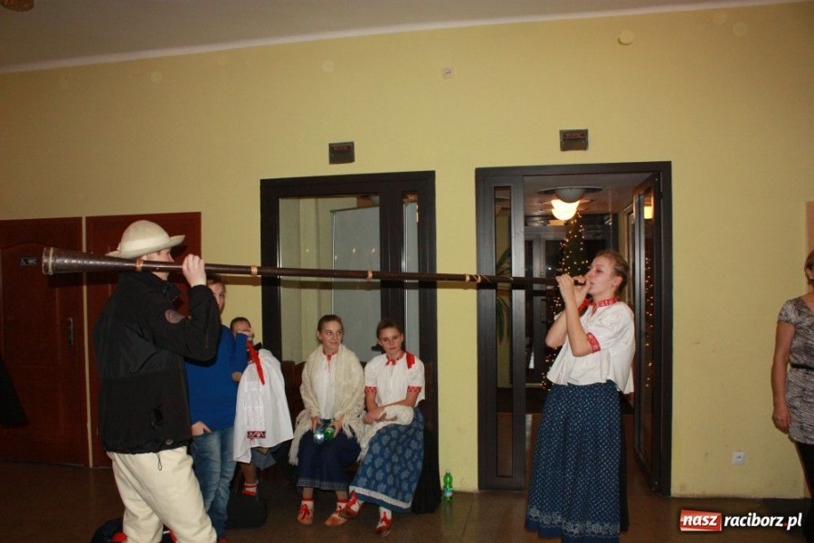Zdjęcie w galerii na portalu naszraciborz.pl: Górale kolędowali w Krzanowicach wiadomości z regionu