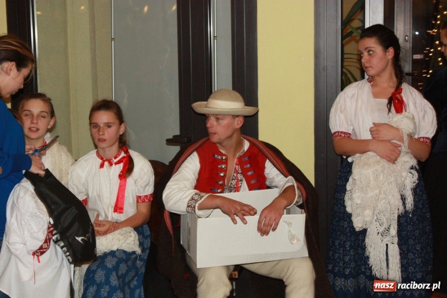 Zdjęcie w galerii na portalu naszraciborz.pl: Górale kolędowali w Krzanowicach wiadomości z regionu
