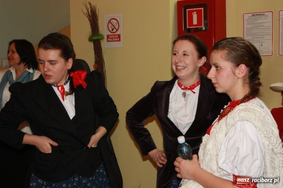 Zdjęcie w galerii na portalu naszraciborz.pl: Górale kolędowali w Krzanowicach wiadomości z regionu