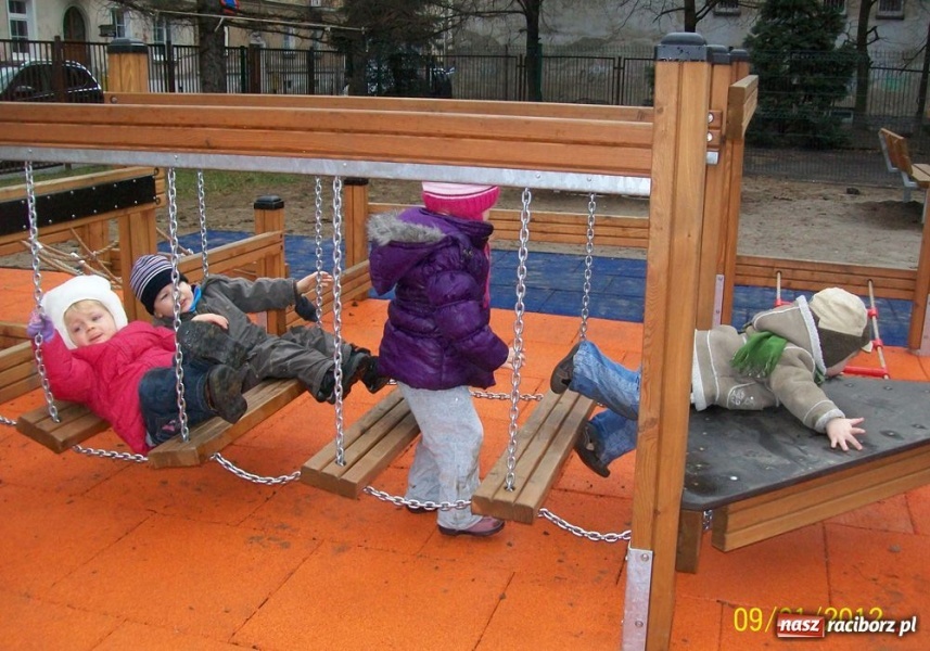 Zdjęcie w galerii na portalu naszraciborz.pl: Fikusie z wizytą w SP 4 wiadomości z regionu