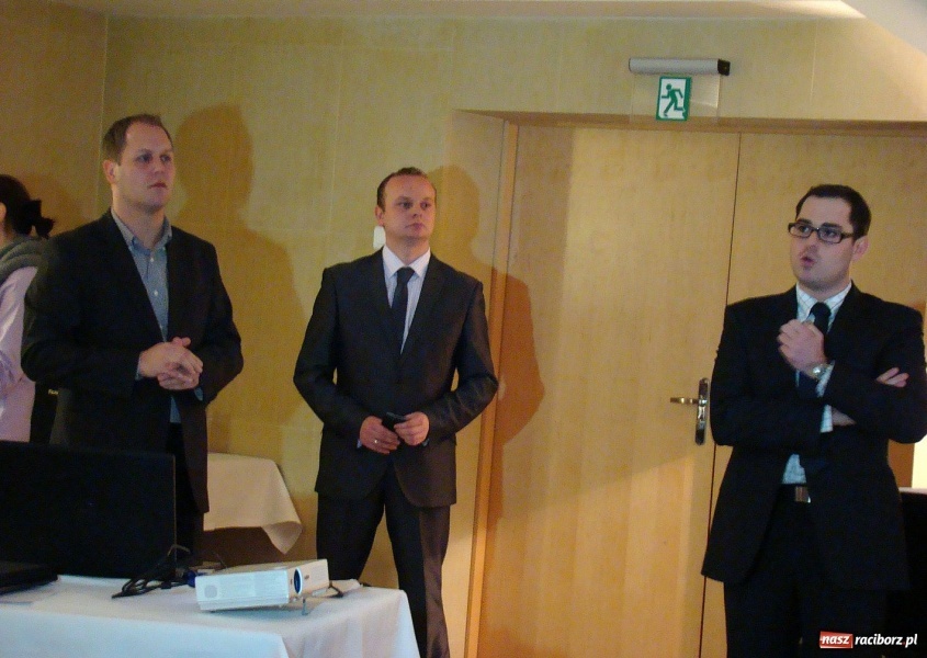 Zdjęcie w galerii na portalu naszraciborz.pl: Europoseł o swojej pracy wiadomości z regionu