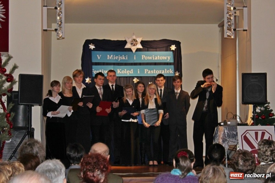 Zdjęcie w galerii na portalu naszraciborz.pl: Spotkanie noworoczne nauczycieli wiadomości z regionu