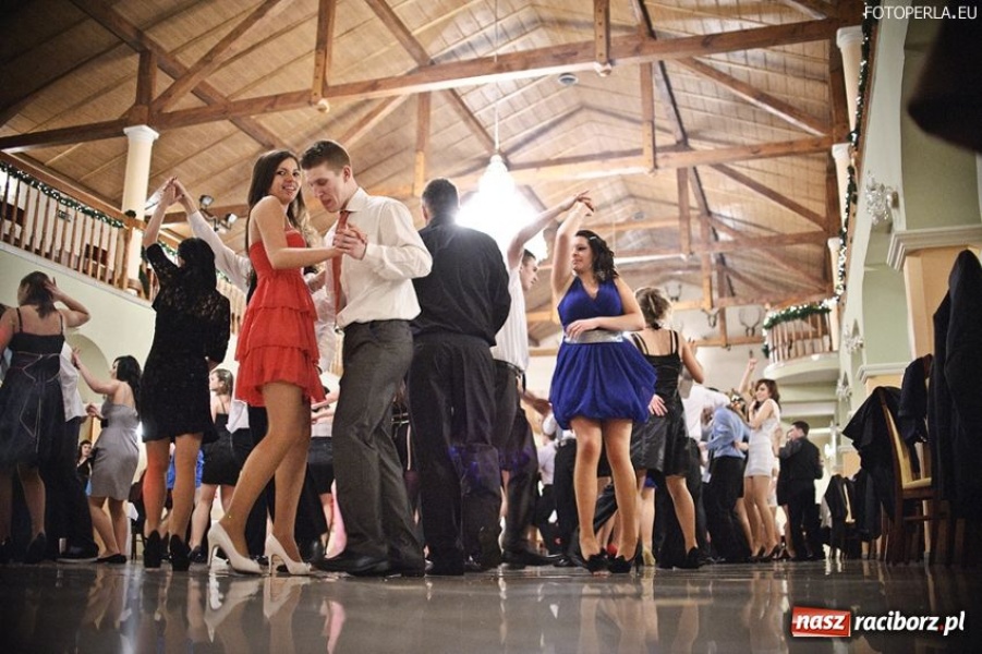 Zdjęcie w galerii na portalu naszraciborz.pl: Studniówka w raciborskim SMS-ie wiadomości z regionu