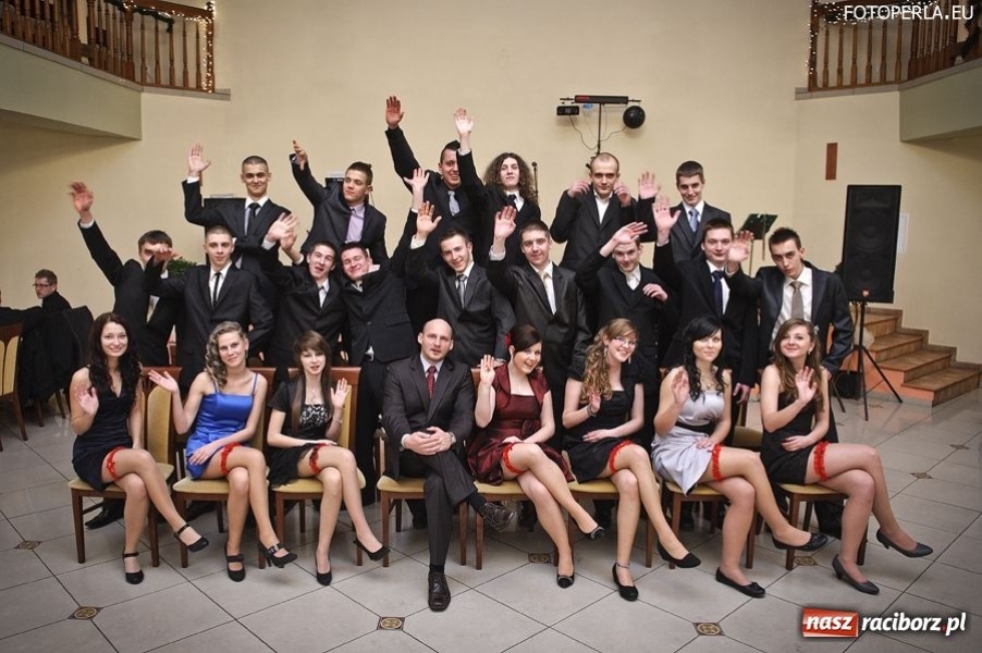 Zdjęcie w galerii na portalu naszraciborz.pl: Studniówka w raciborskim SMS-ie wiadomości z regionu