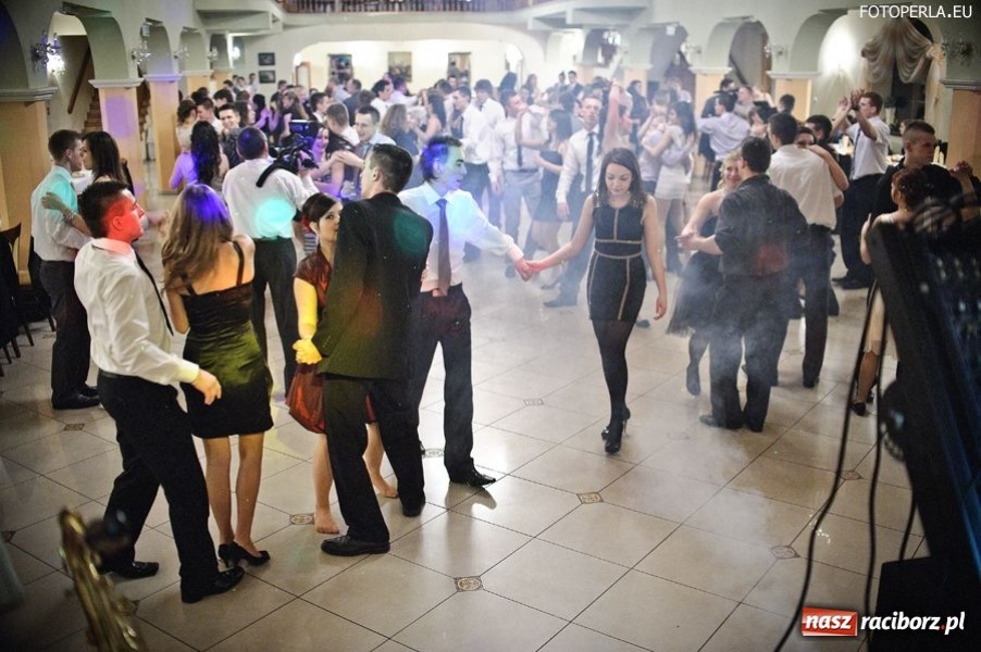 Zdjęcie w galerii na portalu naszraciborz.pl: Studniówka w raciborskim SMS-ie wiadomości z regionu