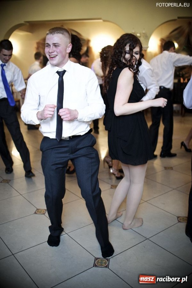 Zdjęcie w galerii na portalu naszraciborz.pl: Studniówka w raciborskim SMS-ie wiadomości z regionu