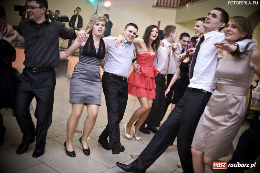 Zdjęcie w galerii na portalu naszraciborz.pl: Studniówka w raciborskim SMS-ie wiadomości z regionu